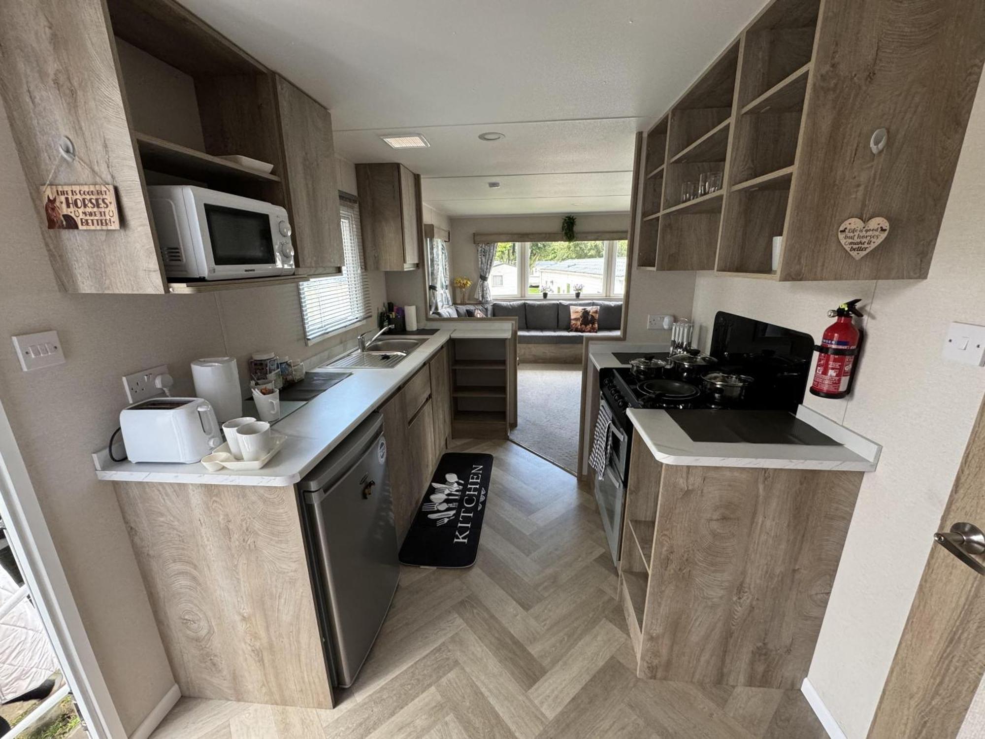 Berwick-Upon-Tweed - Caravan - Sleeps 6 - Parking Esterno foto